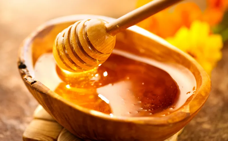 Mặt nạ dưa leo và mật ong trị nám